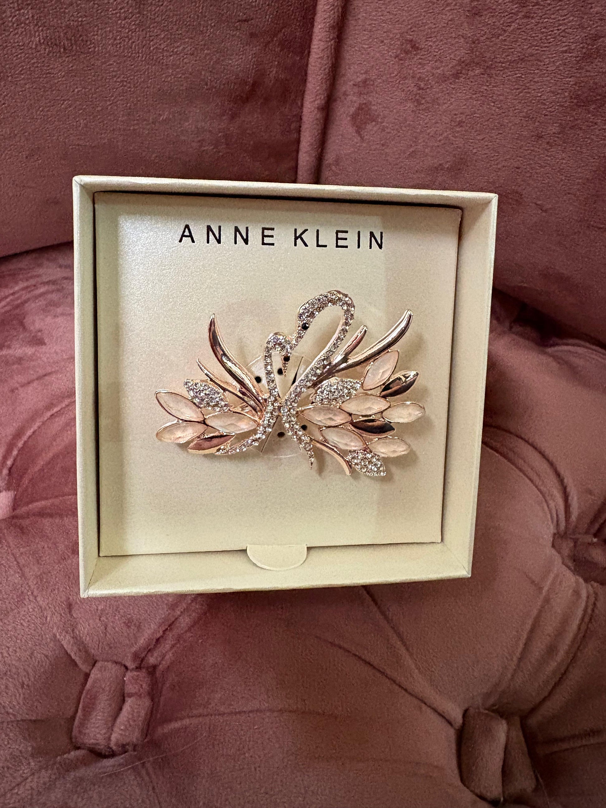 Broche Cisne Anne Klein