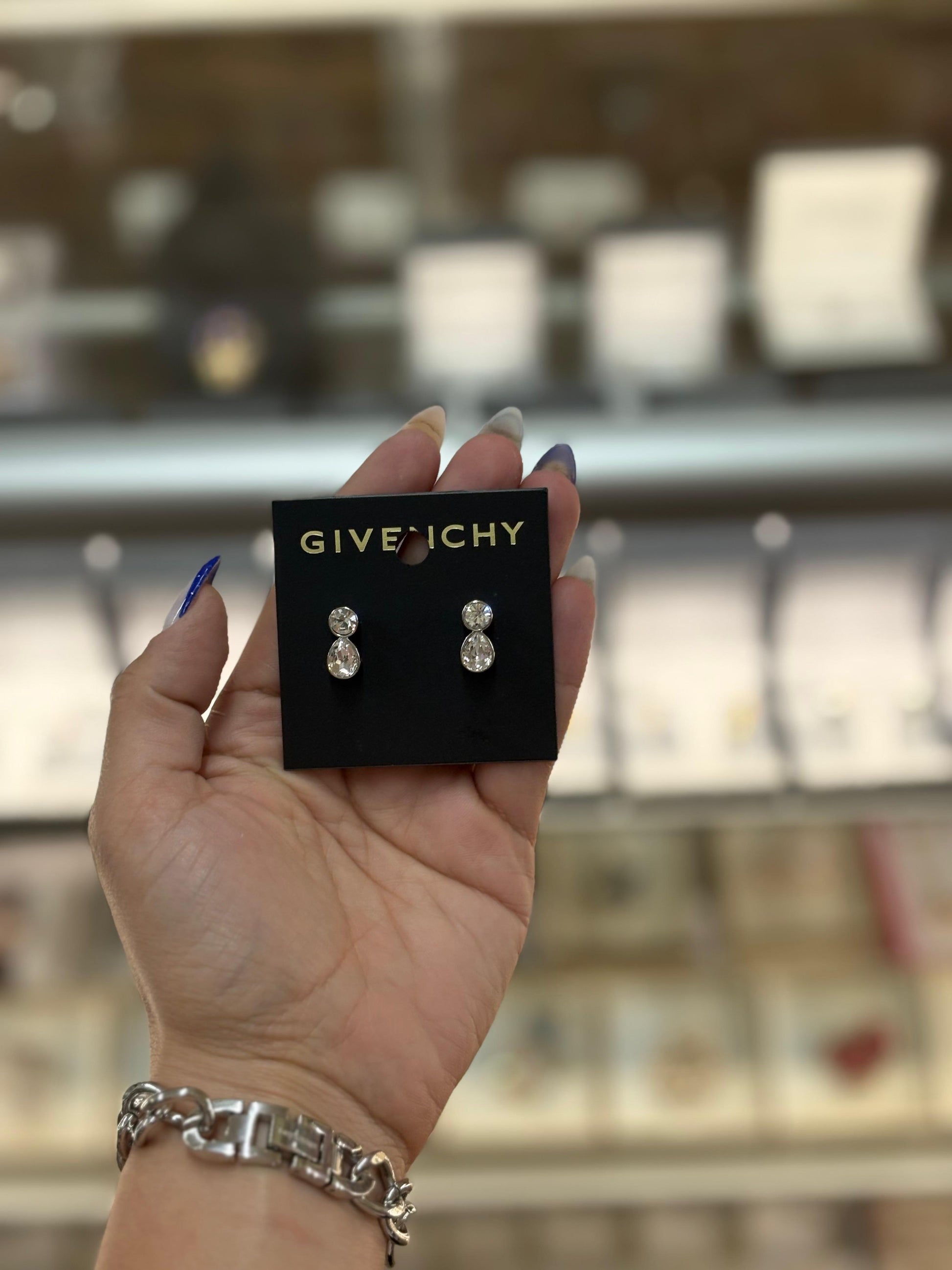 Aretes Givenchy