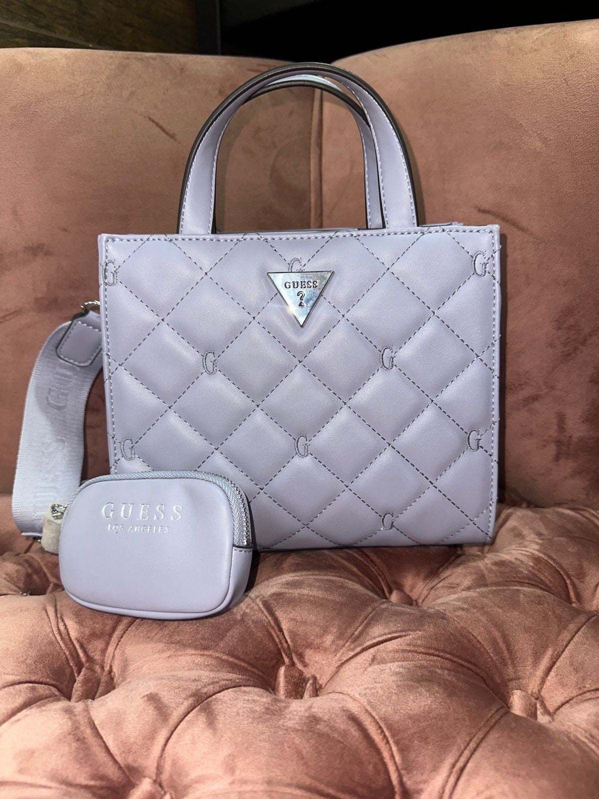 Bolso Guess lila